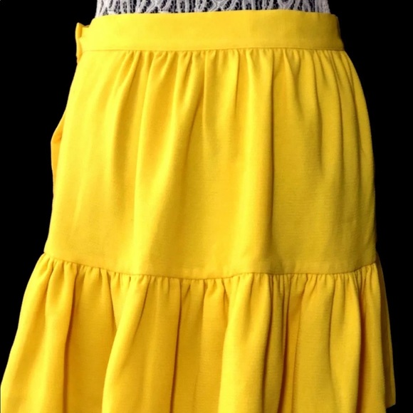 Essentiel Ruffled Wrap MiniTextured Tulip Skirt 38 - Picture 3 of 4